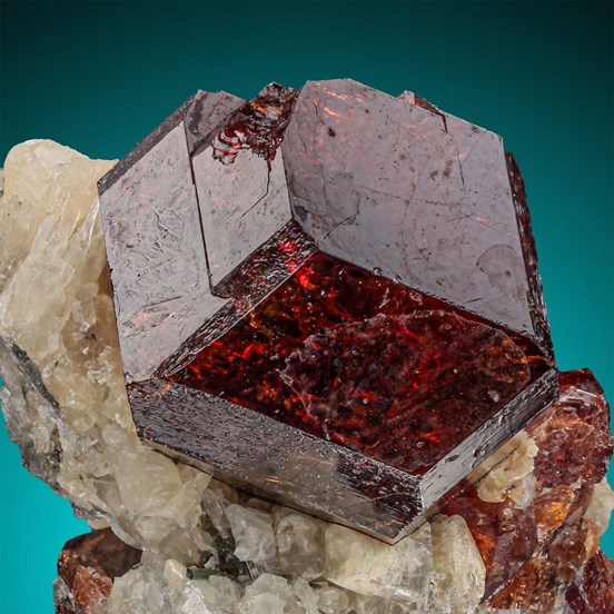 Hessonite-Bellecombe | Châtillon | Aosta Valley | Italy